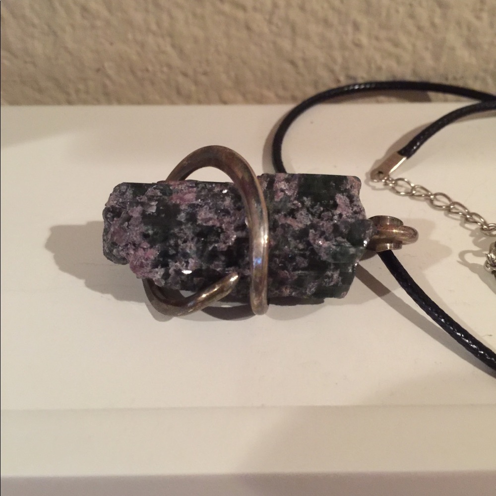 Stone & Vein Handcrafted Jewelry Unisex necklace
